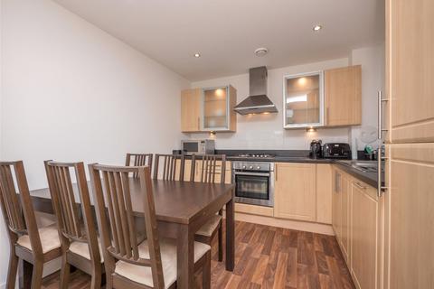 2 bedroom flat to rent, Pefferbank, Edinburgh, EH16