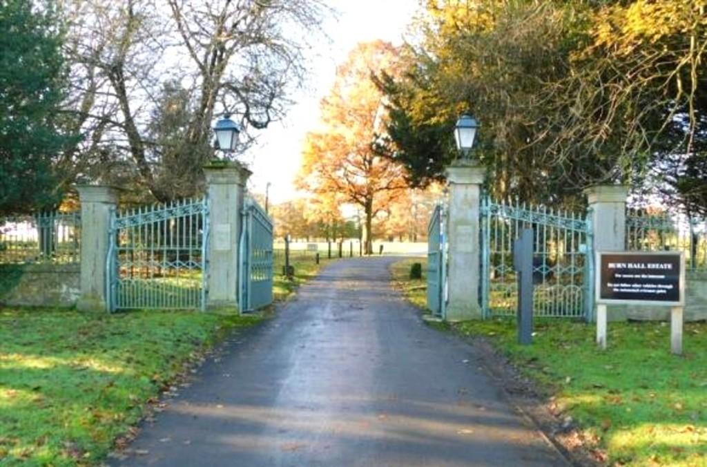 Burn Hall, Durham 4 bed semidetached house for sale £335,000