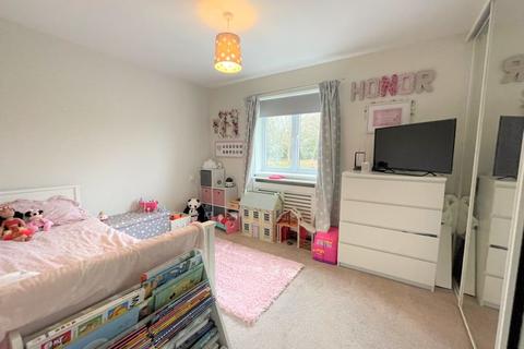 77 Fawn Crescent, Hedge End, Southampton, SO30 2QD