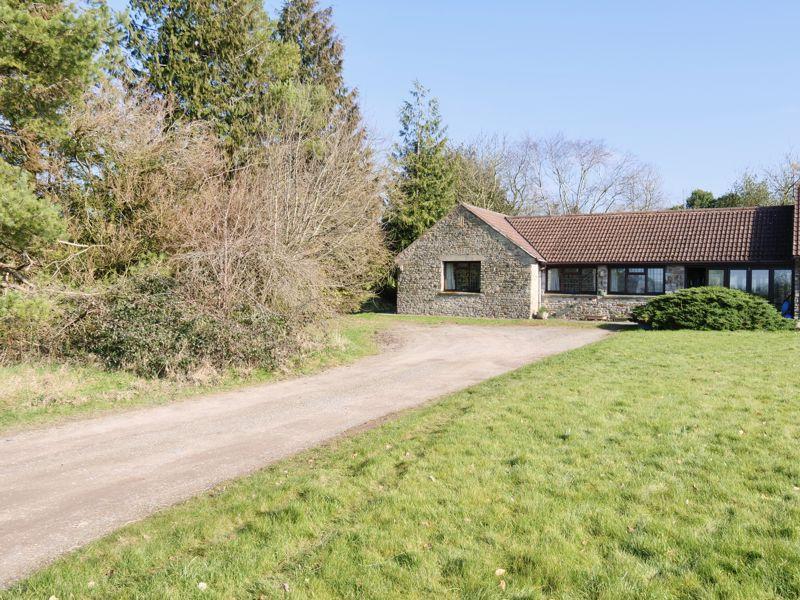 Downside, Near Shepton Mallet 2 bed semidetached bungalow £950 pcm