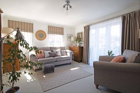 15 Applecross Close, Rochester, ME1 1SQ