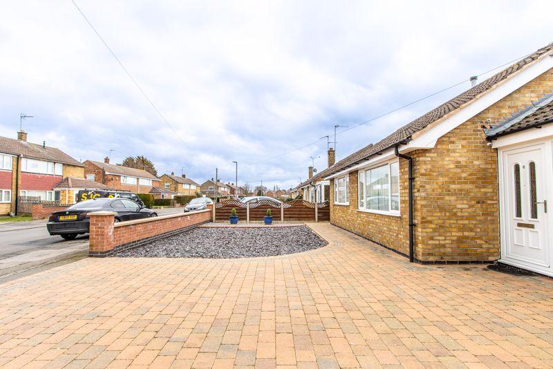 Wordsworth Drive, Balderton 2 bed bungalow £950 pcm (£219 pw)