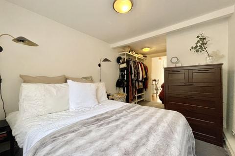 1 bedroom apartment to rent, Warneford Street, E9