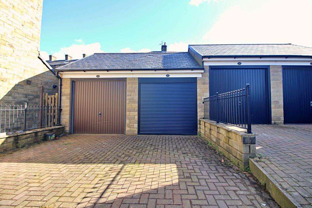 Higher Mill Street, Rawtenstall BB4 7UN 4 bed townhouse for sale £279,950