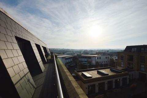 1 bedroom retirement property for sale - Fountain Way, Salisbury                                                                             *DOUBLE BALCONY*