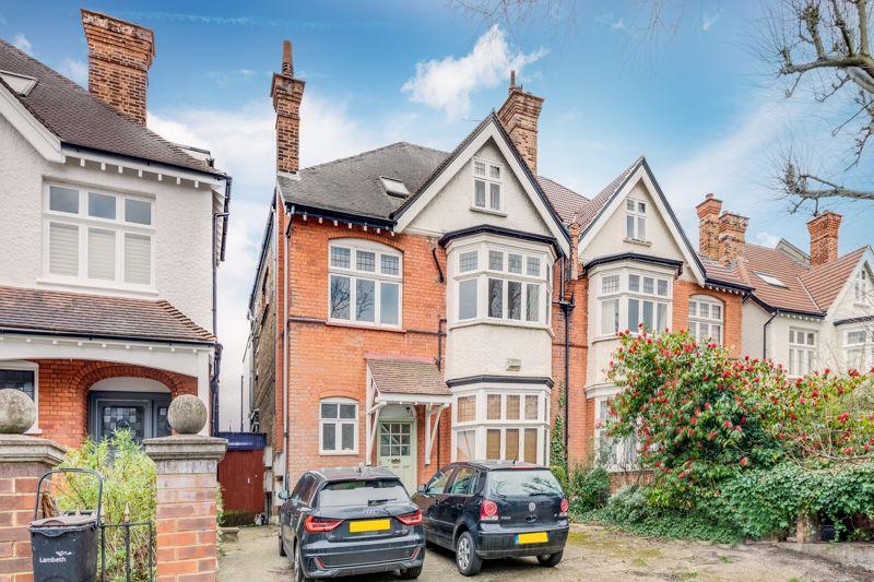 Becmead Avenue, Streatham 1 bed apartment £325,000