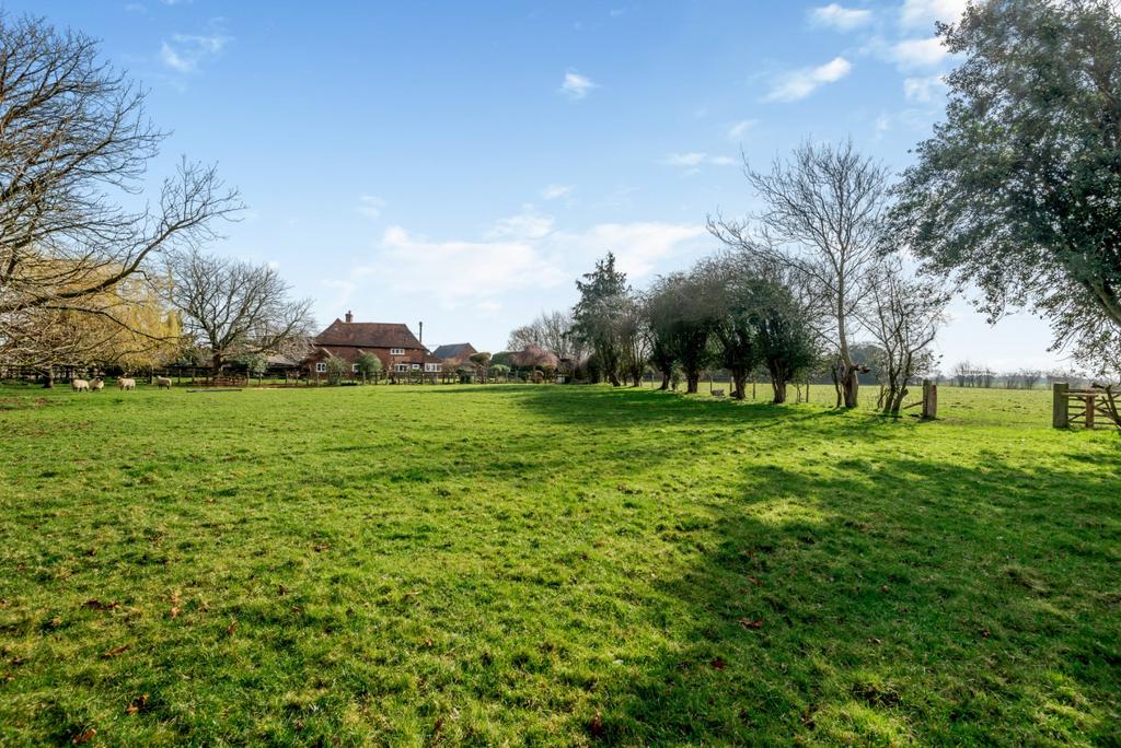 Sole Street, Crundale, Canterbury, Kent 4 bed detached house for sale ...