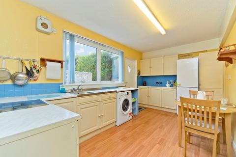 11 Glenlochay Road, Perth, PH2 0AX