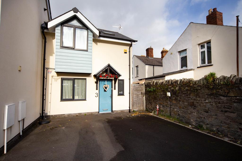 Moorland Mews, Moorland Road, Splott... 2 bed end of terrace house £