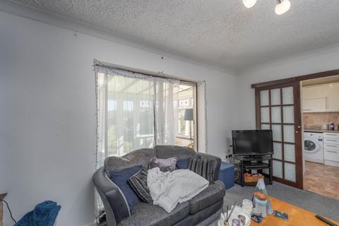 32 Ashway, Corringham, Stanford-le-hope, SS17 9EB