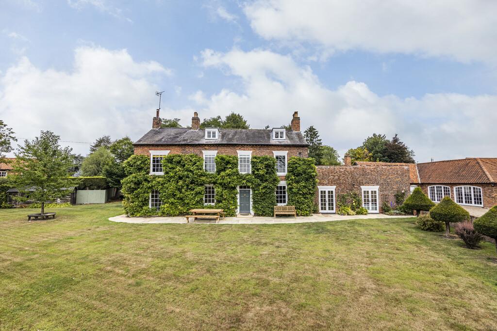 Orchard House, Epperstone Road, Oxton, Nottinghamshire, NG25 0SQ 5 bed