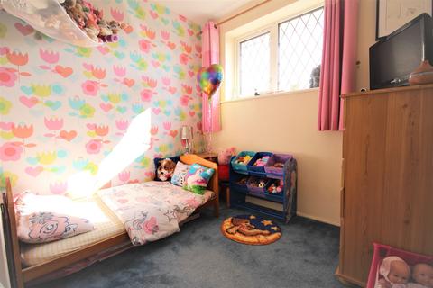 55 Petunia Crescent, Chelmsford, CM1 6YR