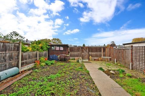 346 Falstones, Basildon, SS15 5DX
