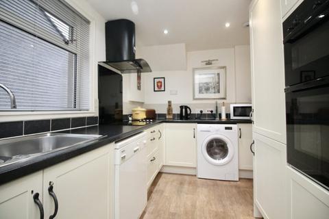 72 Avonbank Crescent, Hamilton, ML3 7PD
