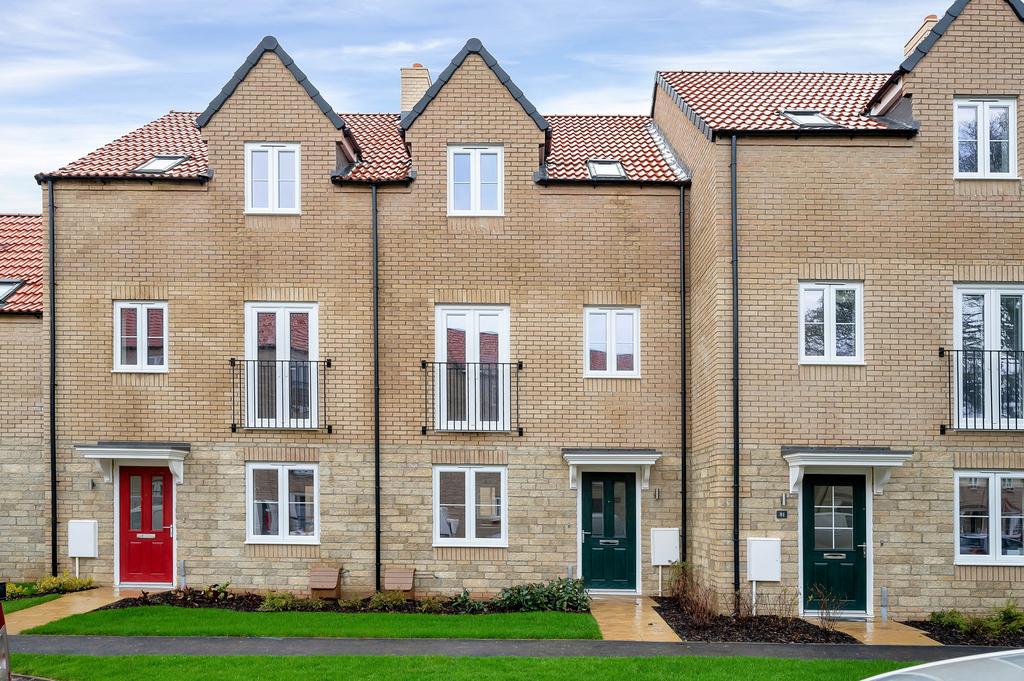 Stud Road, Barleythorpe 4 bed townhouse to rent £1,425 pcm (£329 pw)