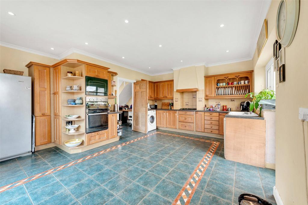 Crofton Lane, Petts Wood, Kent, BR5 3 bed semidetached house for sale