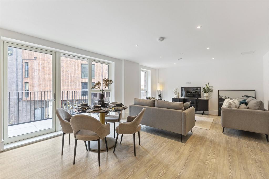 Show Apartment