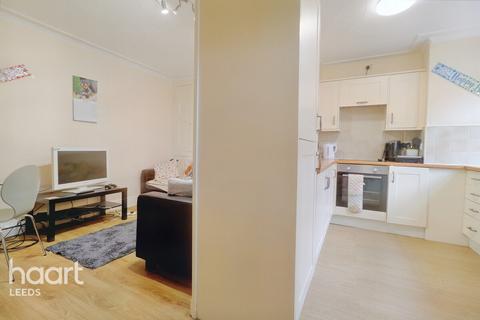 19 Pearson Grove, Leeds, LS6 1JB