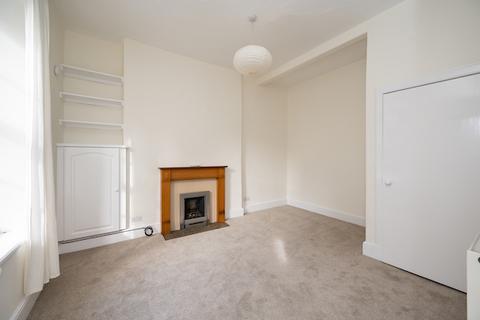 1 bedroom flat to rent, St Stephen Place, Stockbridge, Edinburgh, EH3