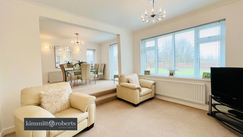 Dalton Heights, Seaham, SR7 8LB 4 bed detached house £395,000
