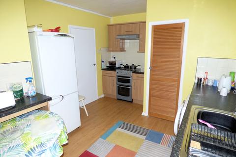 2 bedroom flat for sale - Westbury Terrace, Upminster RM14