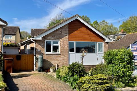 2 bedroom bungalow for sale, Arundel Close, Alphington, EX2