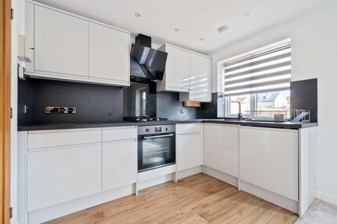 1 bedroom flat for sale, Carterton,  Oxfordshire,  OX18