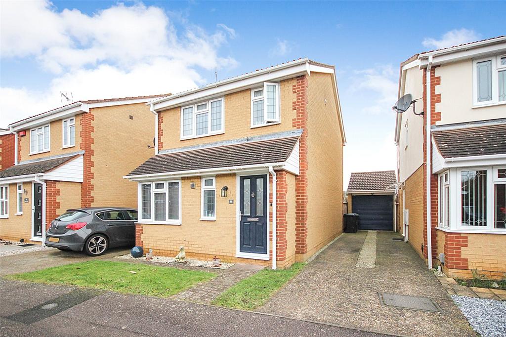 Canterbury Road, Flitwick, Bedfordshire, MK45 3 bed detached house £