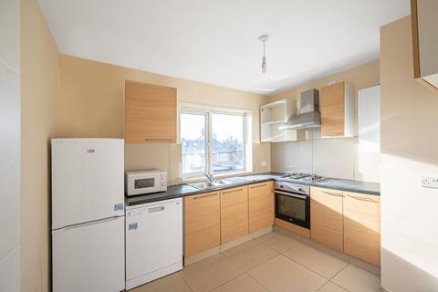 2 bedroom flat for sale - Vineyard AVenue, Mill Hill East, London, NW7
