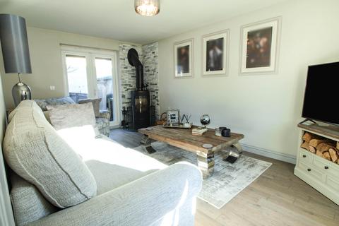 10 Maes Y Ffynnon, Ynysboeth, Mountain Ash, CF45 4AZ