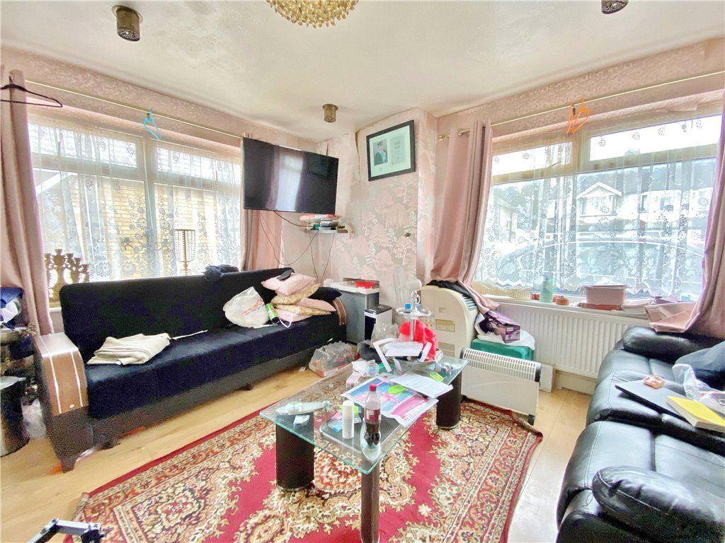 Wills Crescent, Whitton, Hounslow... 3 bed property £850,000