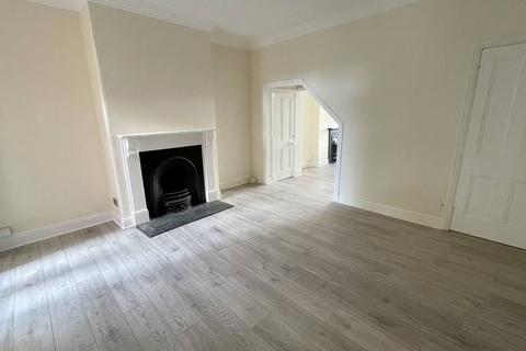 3 bedroom house to rent, South Knighton