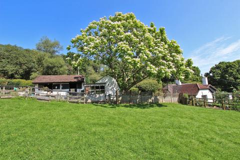 3 bedroom bungalow for sale, Boundway Hill, Sway, Lymington, Hampshire, SO41