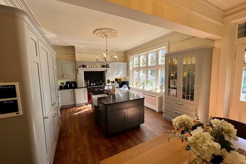 3 Ashday Lane, Halifax, HX3 9RH