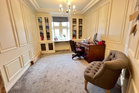3 Ashday Lane, Halifax, HX3 9RH