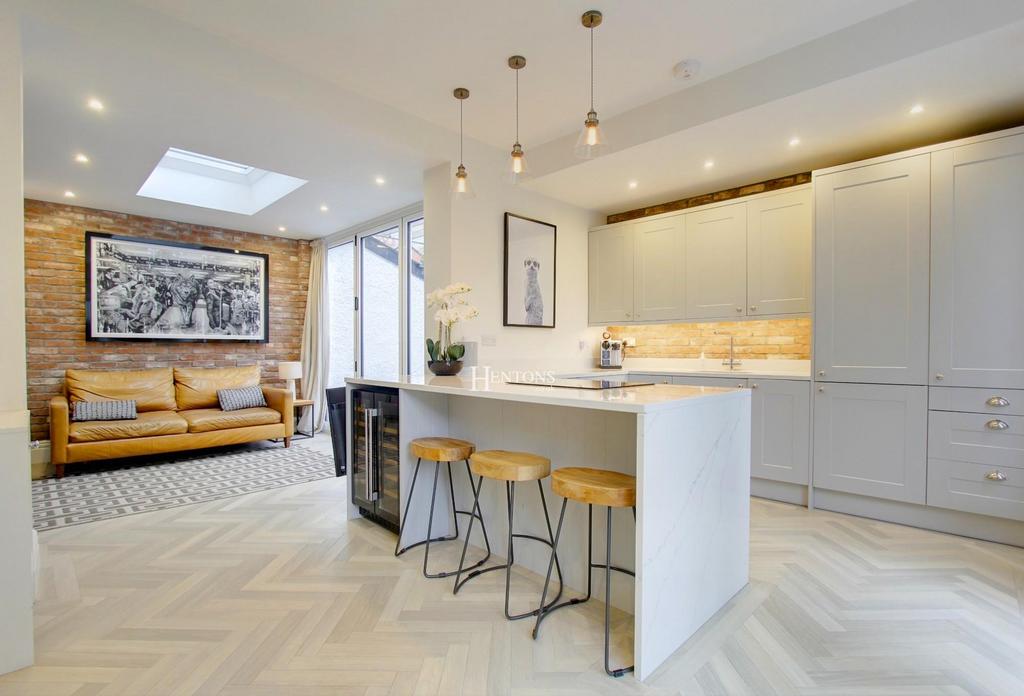 Westville Road, Penylan, Cardiff 4 bed end of terrace house £625,000