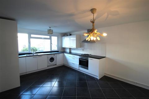 4 bedroom house to rent - High Street, Mill Hill Village