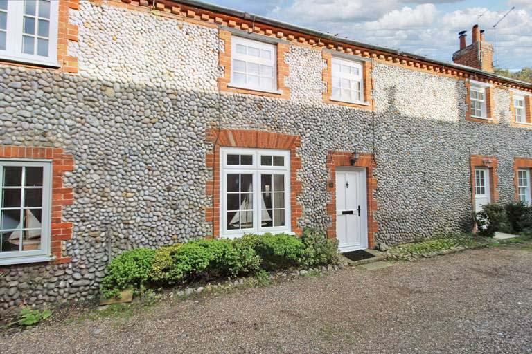 Morston Road, Blakeney NR25 3 bed terraced house for sale £450,000