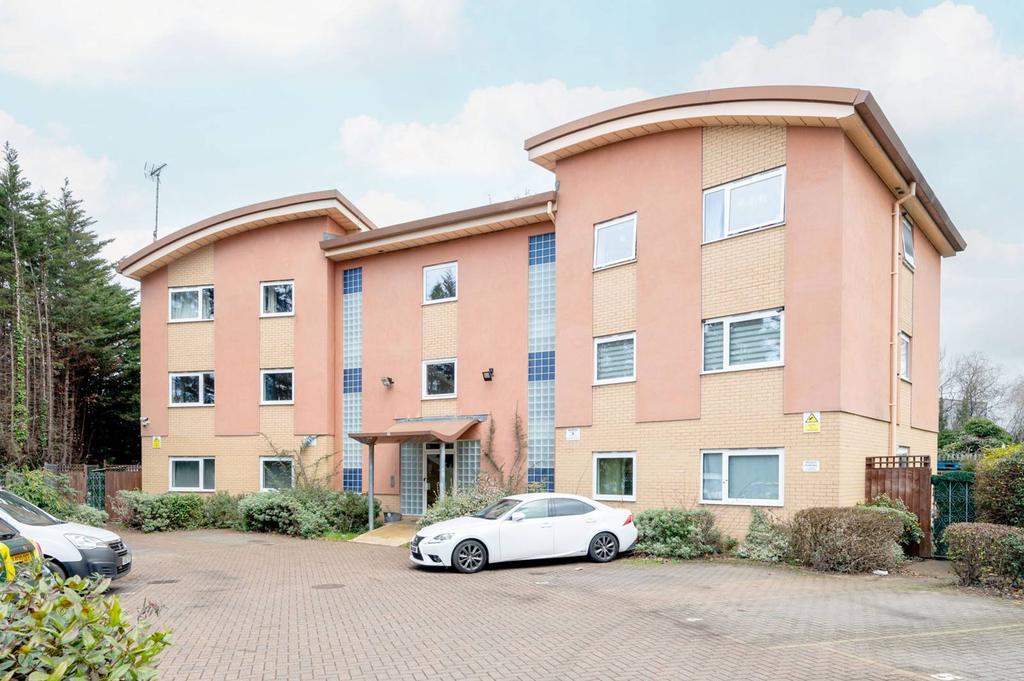 Twyford Abbey Road, Ealing, London, NW10 1 bed flat for sale £350,000