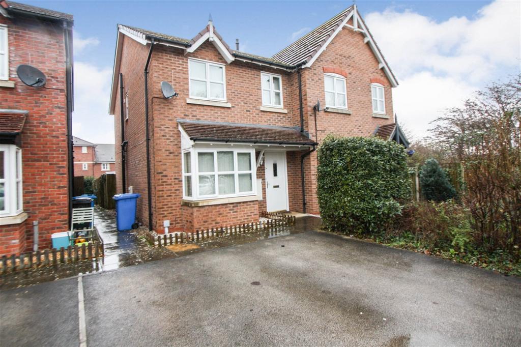 Rhodfa Flint, Bodelwyddan, Rhyl, LL18... 3 bed semidetached house £