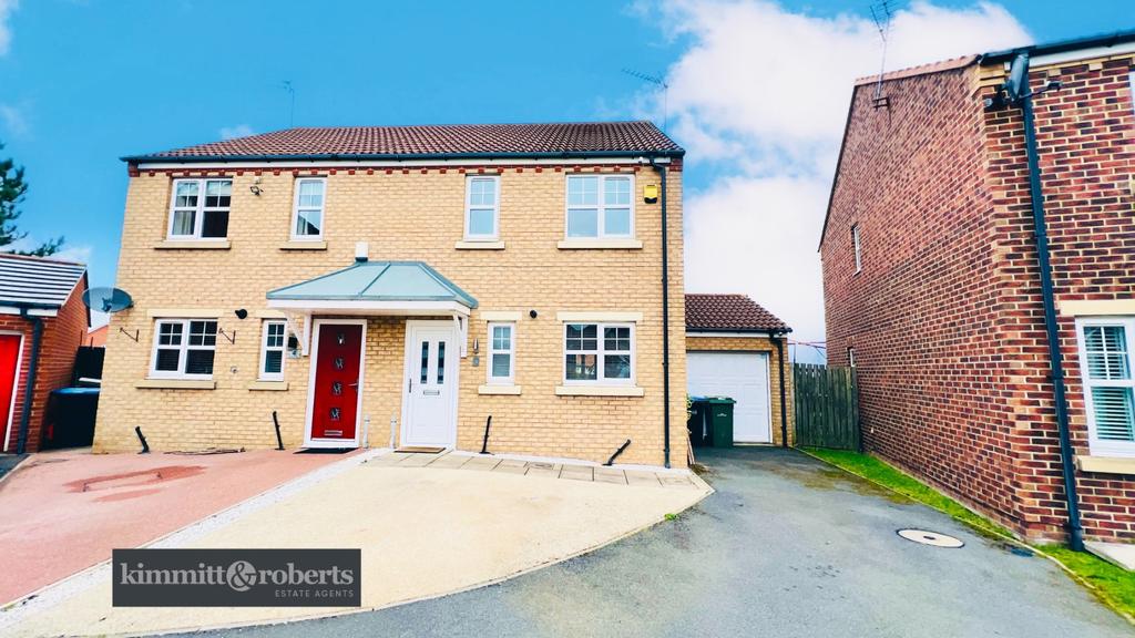 Goswick Way, Seaham, SR7 7WJ 3 bed semidetached house £249,950