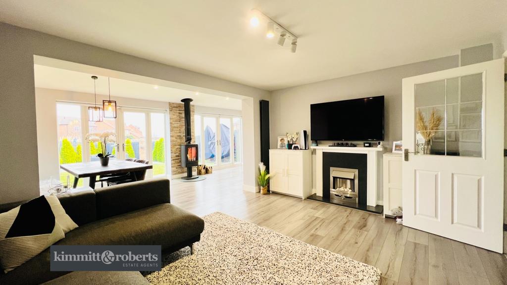 Goswick Way, Seaham, SR7 7WJ 3 bed semidetached house £249,950