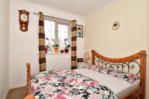 1 Colebrook Road, Wick, Littlehampton, BN17 7NL