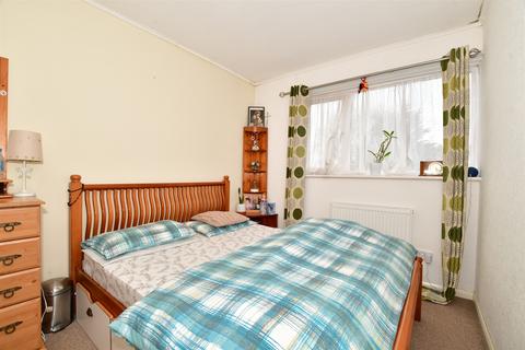 1 Colebrook Road, Wick, Littlehampton, BN17 7NL