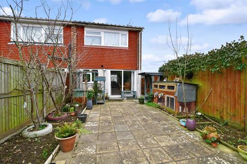 1 Colebrook Road, Wick, Littlehampton, BN17 7NL