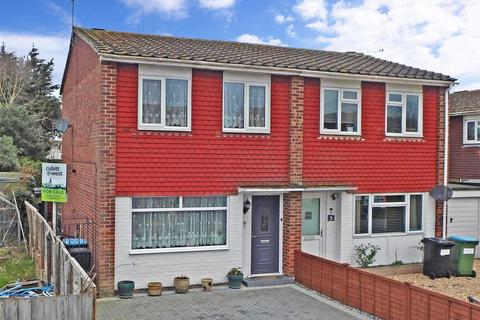 1 Colebrook Road, Wick, Littlehampton, BN17 7NL