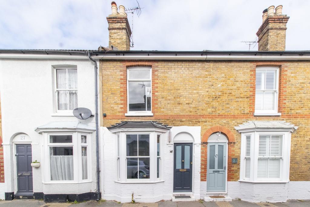Argyle Road, Whitstable, CT5 3 bed terraced house for sale £425,000