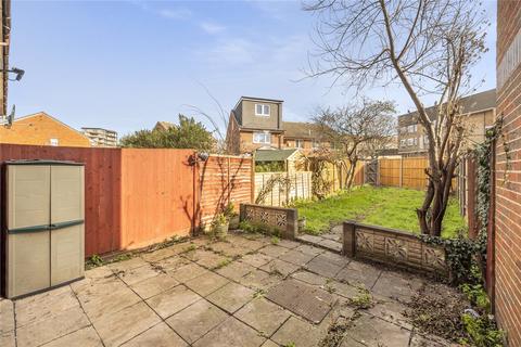 8 Goodwin Close, London, SE16 3TR