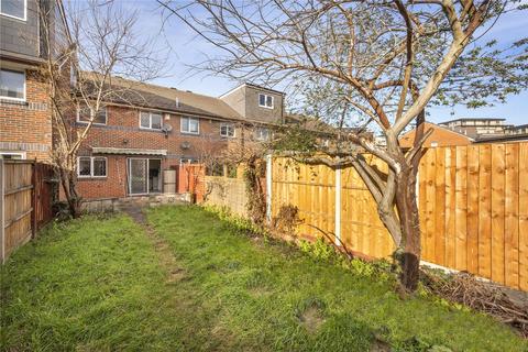 8 Goodwin Close, London, SE16 3TR