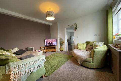 3 bedroom flat for sale, Roe Farm Lane, Chaddesden, Derby, DE21